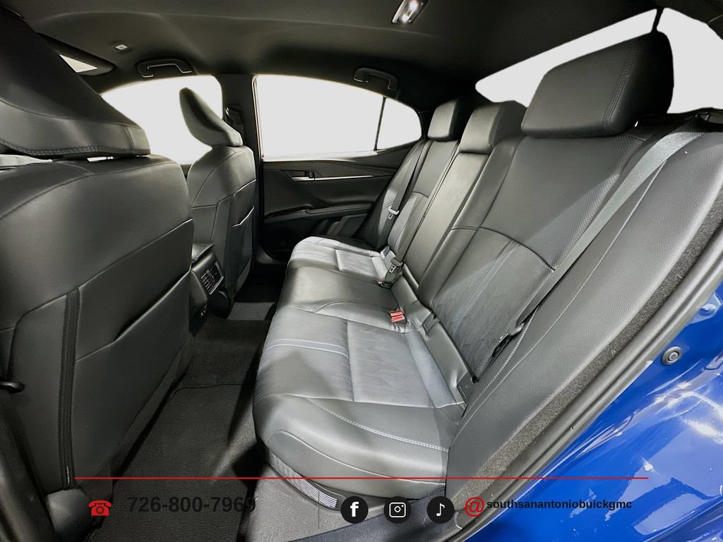Used 2025 Toyota Camry XSE FWD image 26