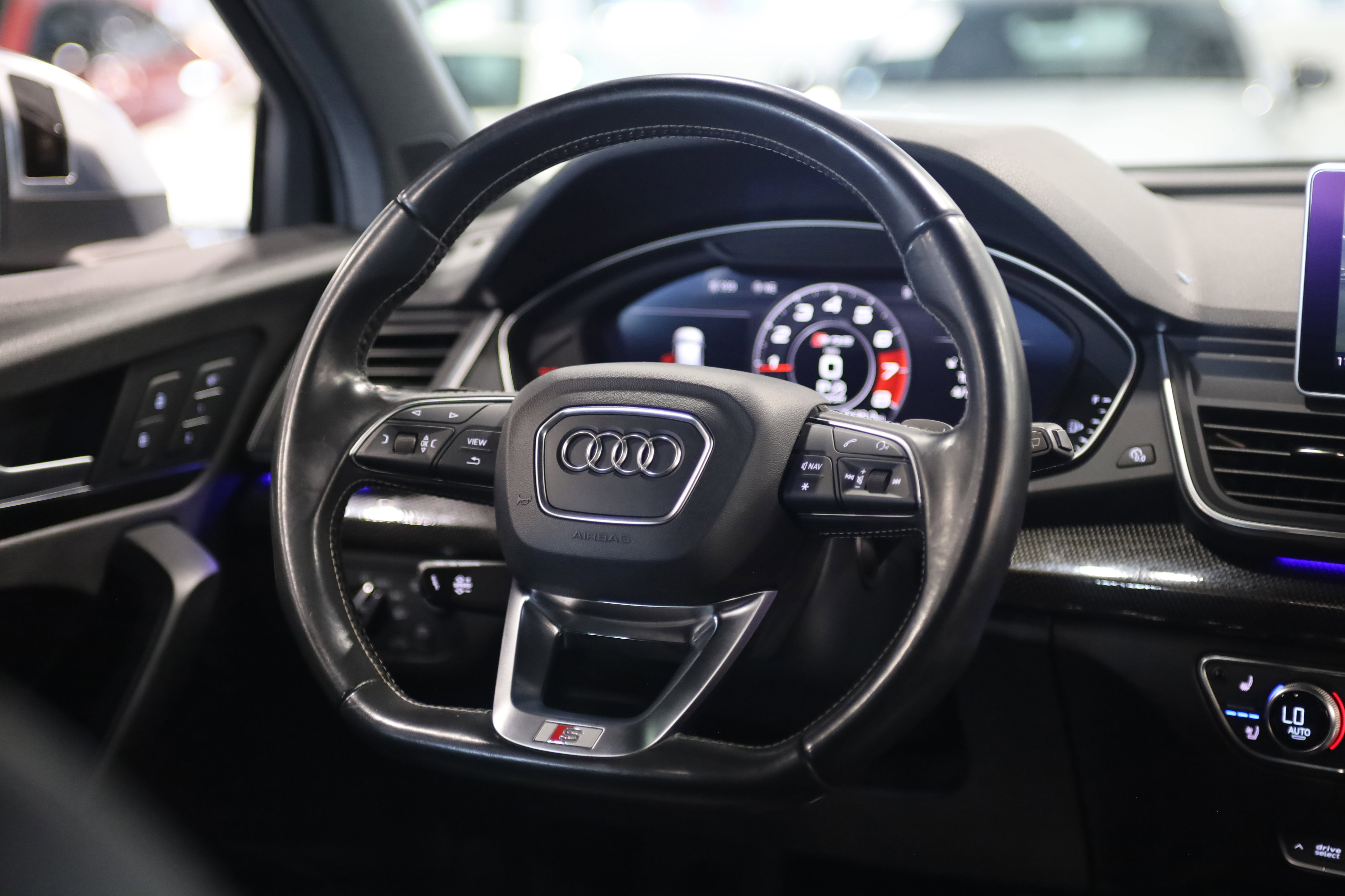 Used 2018 Audi SQ5 Prestige w/ Prestige Package AWD/4WD image 27