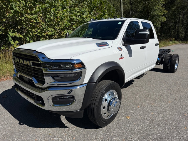 New 2026 RAM 5500 Tradesman image 3