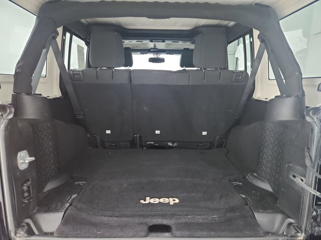 Used 2014 Jeep Wrangler Unlimited Sport w/ Quick Order Package 24S AWD/4WD image 34