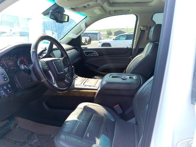 Used 2016 GMC Yukon XL Denali w/ Open Road Package AWD/4WD image 17