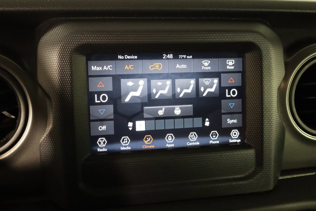 Used 2023 Jeep Wrangler Unlimited w/ Cold Weather Group AWD/4WD image 32