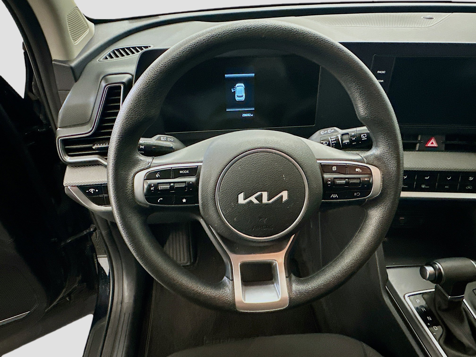 Used 2025 Kia Sportage LX AWD/4WD image 18