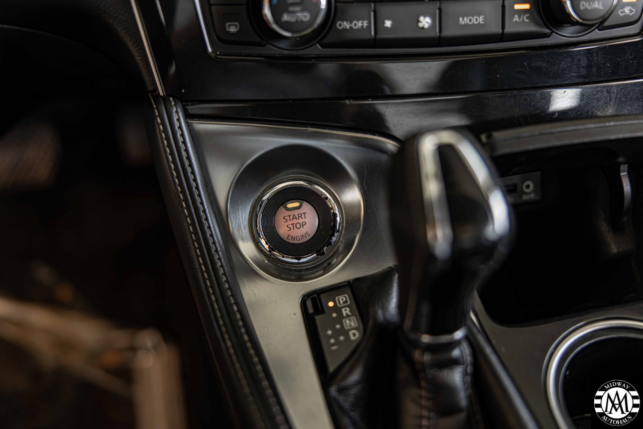 Used 2016 Nissan Maxima Platinum image 28