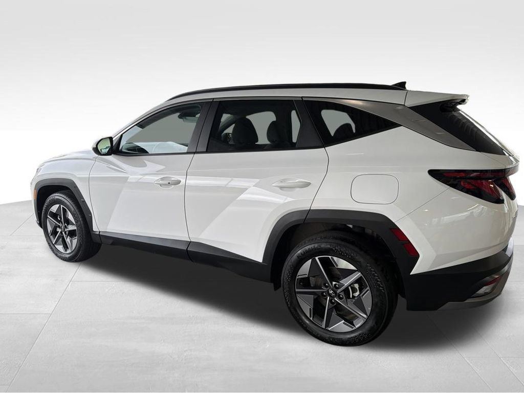 Used 2026 Hyundai Tucson SEL AWD/4WD image 3