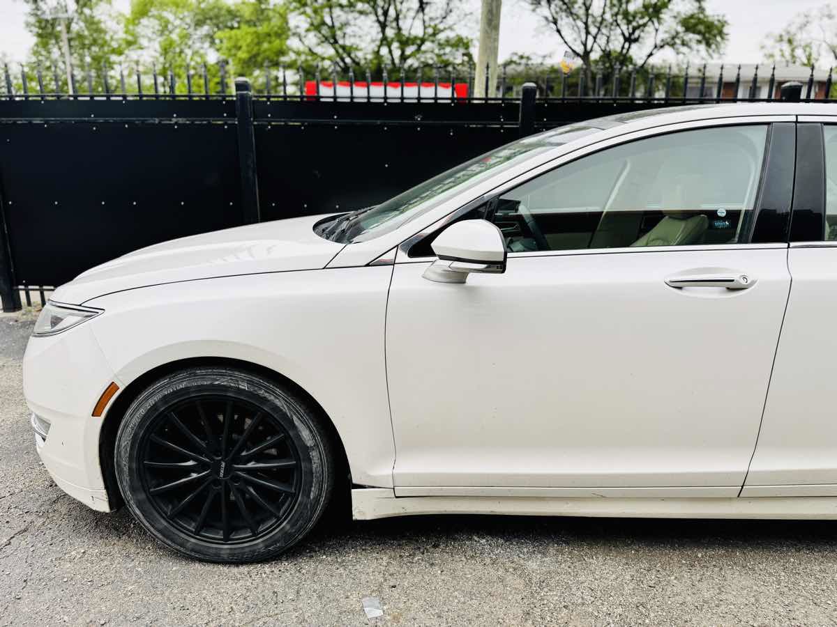 Used 2015 Lincoln MKZ AWD w/ Equipment Group 101A Select image 10