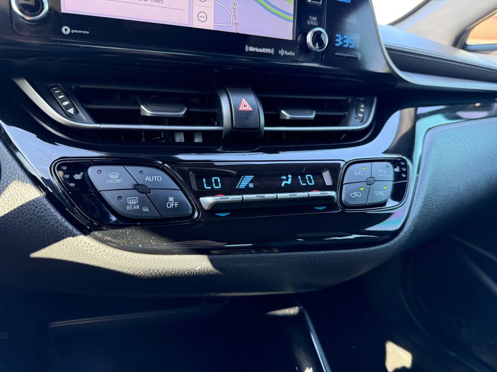 Used 2019 Toyota C-HR Limited FWD image 27