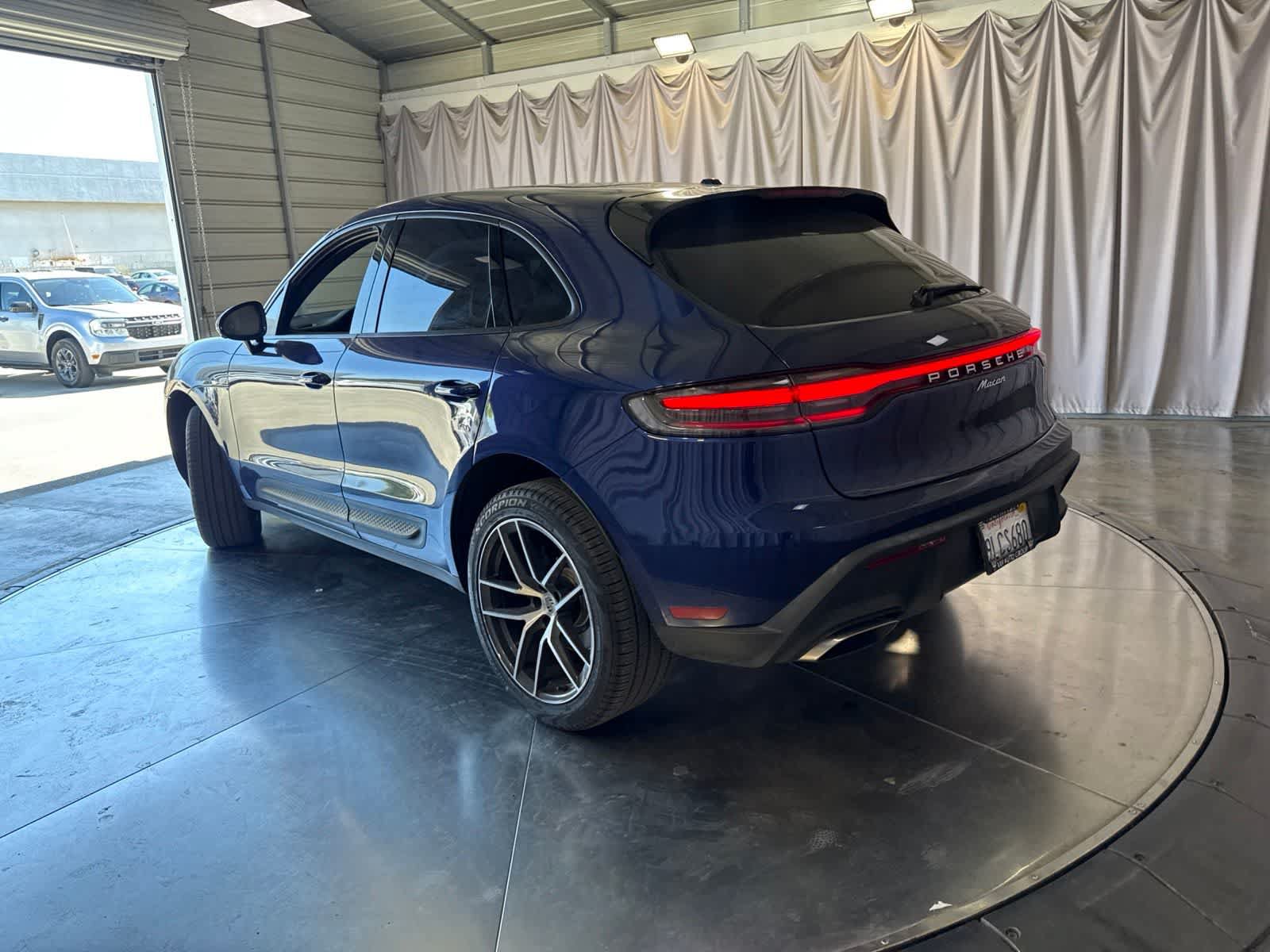 Used 2024 Porsche Macan AWD/4WD image 5