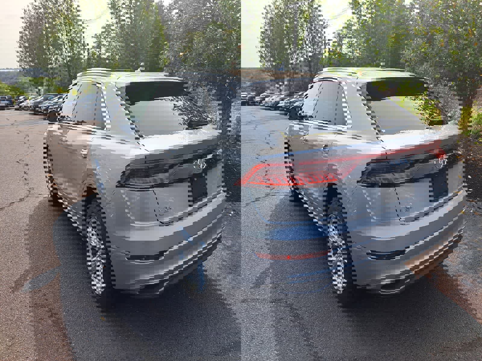 Used 2019 Audi Q8 Premium Plus image 4