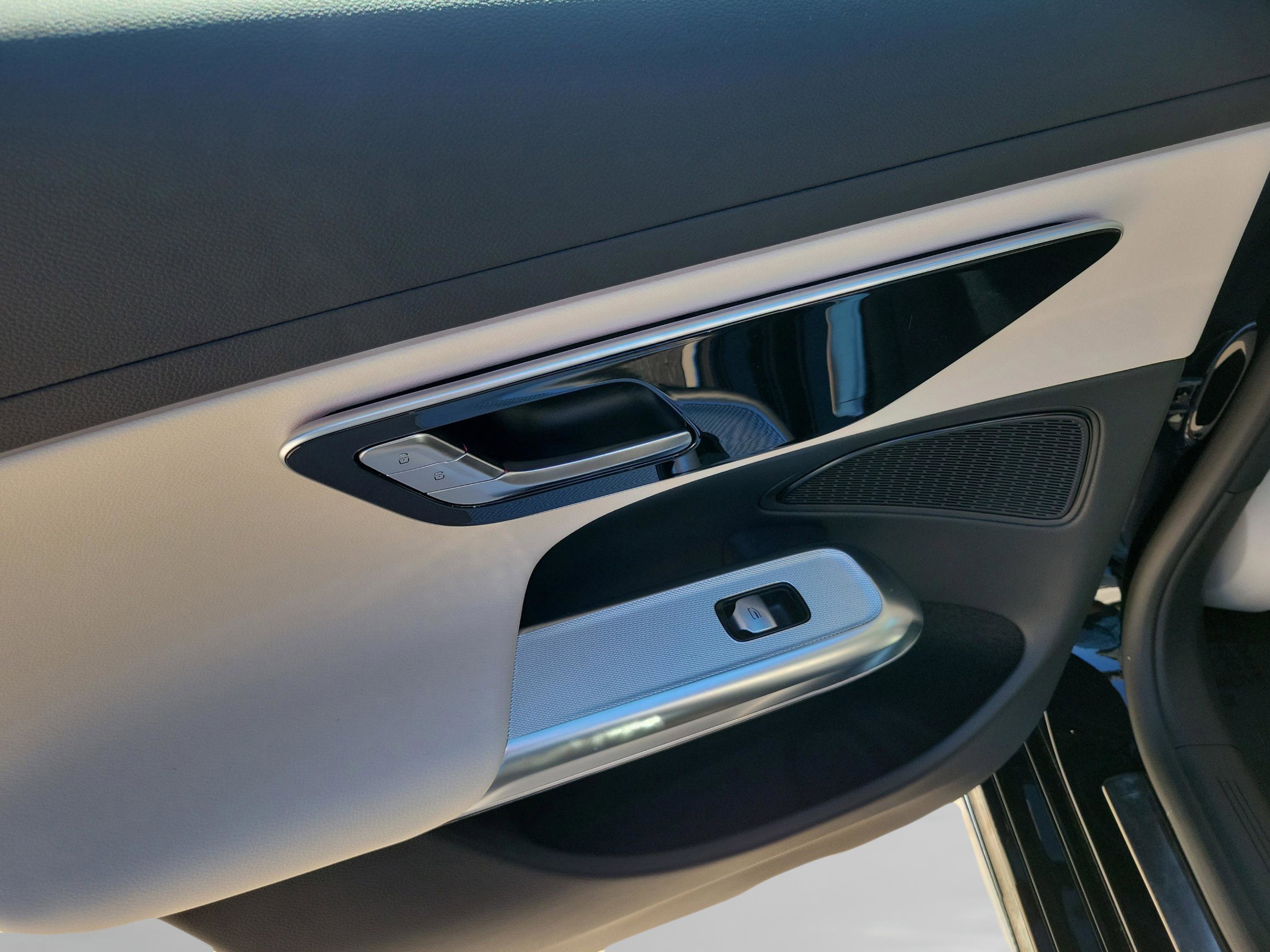 Certified 2025 Mercedes-Benz E 350 Sedan image 8