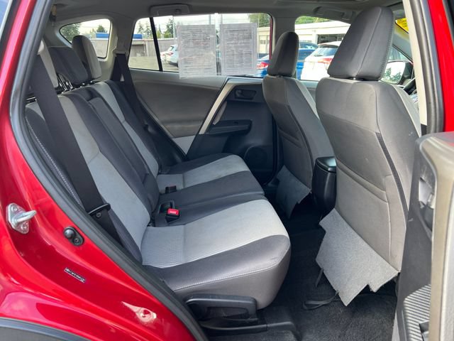 Used 2013 Toyota RAV4 XLE FWD image 10