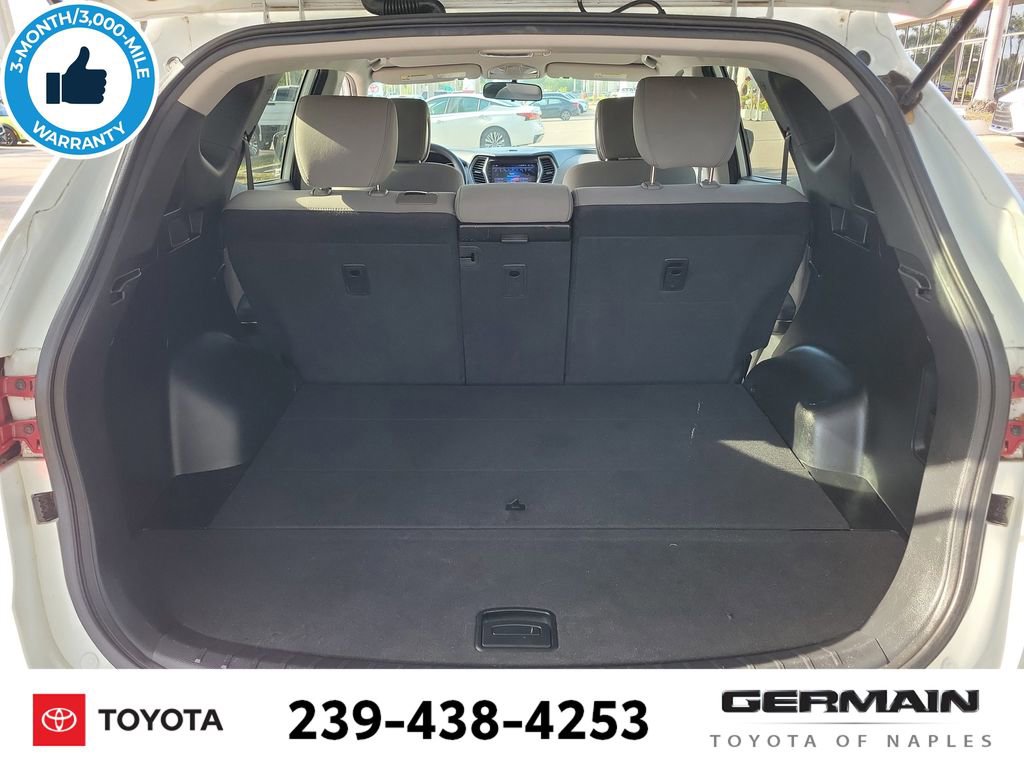 Used 2018 Hyundai Santa Fe Sport image 23