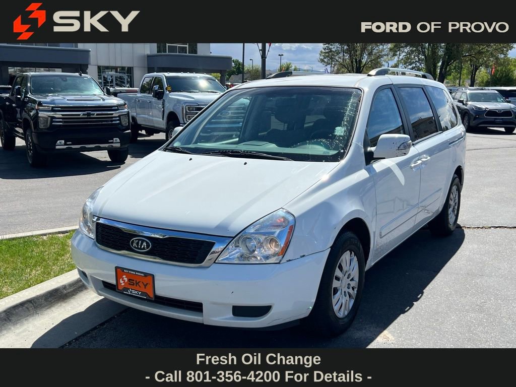 Used 2012 Kia Sedona LX image 2