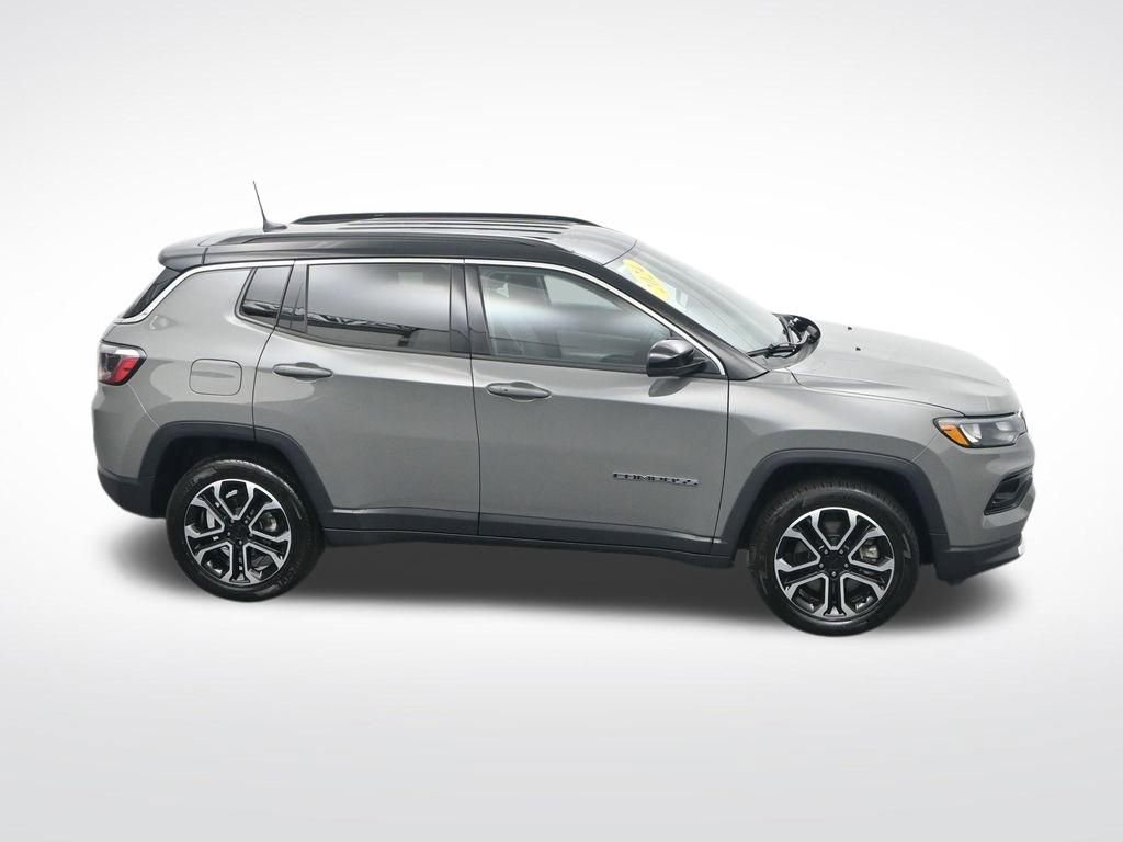 Used 2024 Jeep Compass Limited AWD/4WD image 27