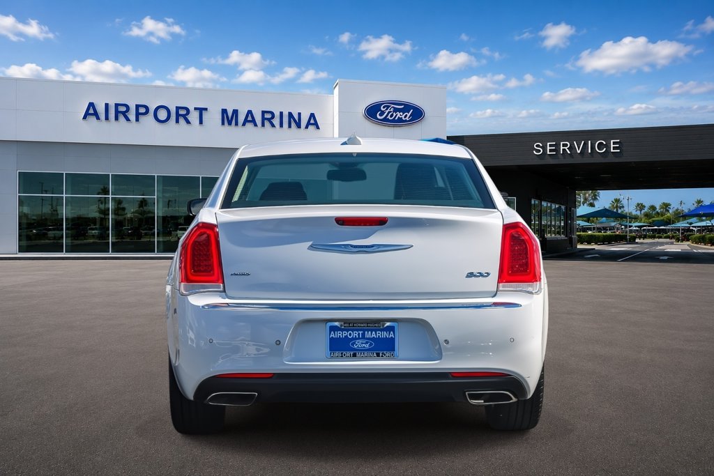 Used 2021 Chrysler 300 Touring L AWD/4WD image 7