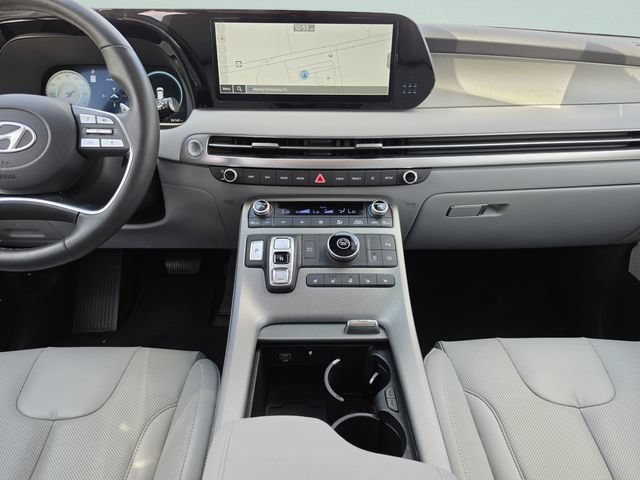 Used 2025 Hyundai Palisade SEL FWD image 18