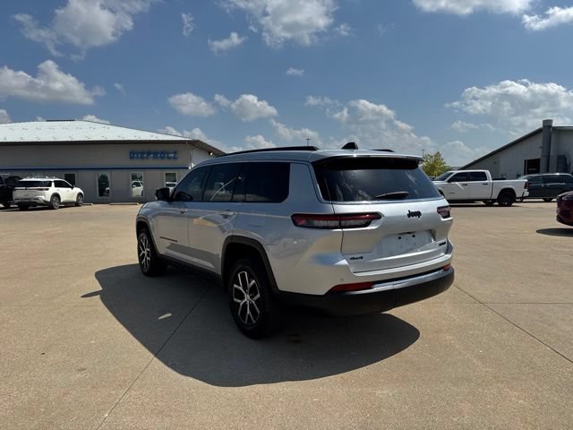 Used 2024 Jeep Grand Cherokee L Limited w/ Luxury Tech Group II AWD/4WD image 5