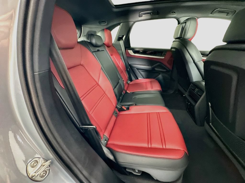 New 2026 Porsche Cayenne S AWD/4WD image 29