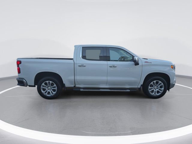 Used 2022 Chevrolet Silverado 1500 LTZ w/ LTZ Premium Package image 2