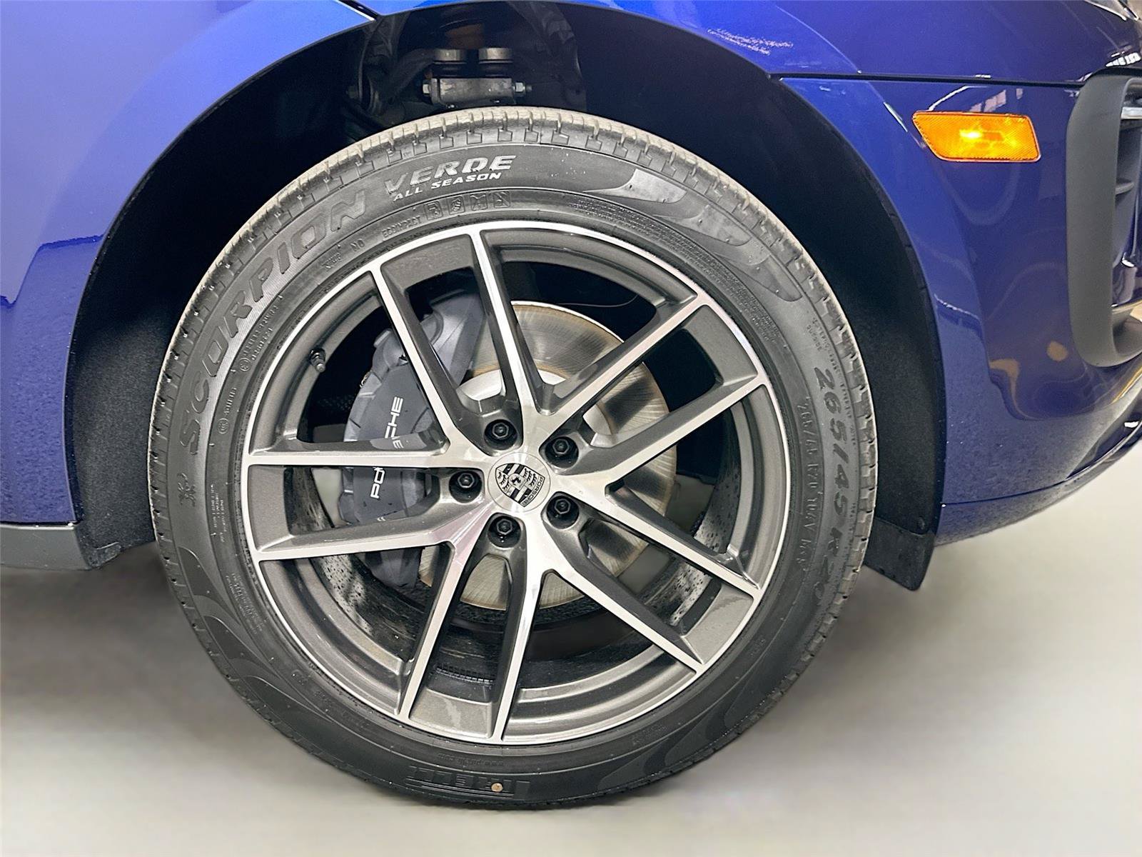 Certified 2026 Porsche Macan Turbo AWD/4WD image 14