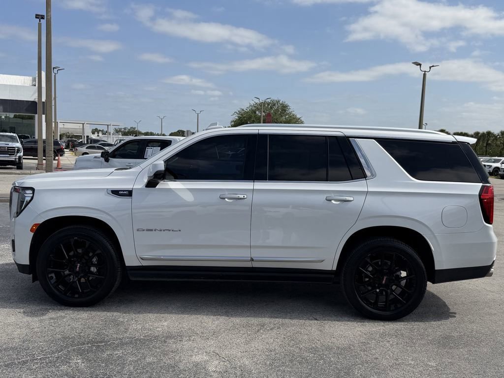 Certified 2023 GMC Yukon Denali w/ LPO, Floor Liner Package AWD/4WD image 8