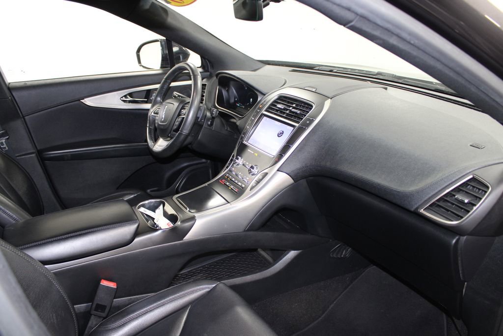 Used 2020 Lincoln Nautilus FWD image 31