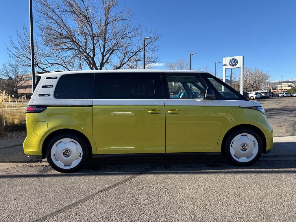 Used 2025 Volkswagen ID. Buzz 1st Edition image 7