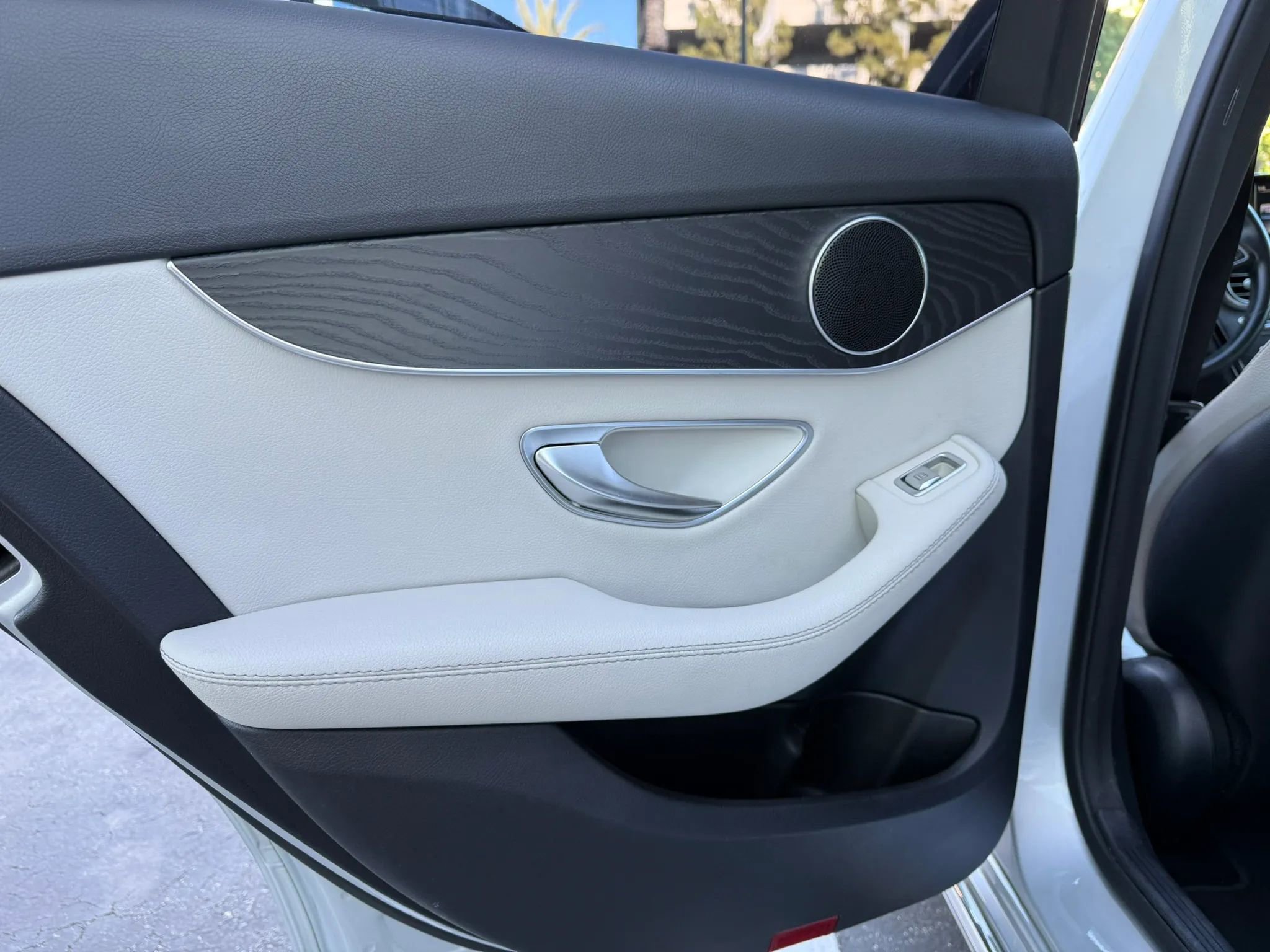 Used 2017 Mercedes-Benz C 300 Sedan image 12