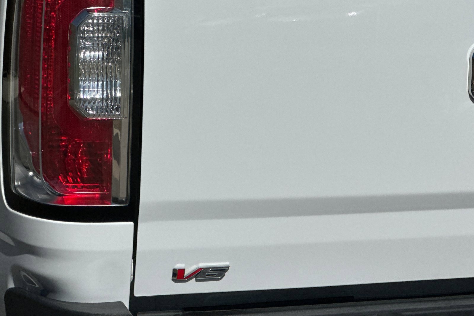 Certified 2022 GMC Canyon Elevation w/ Trailering Package RWD image 26