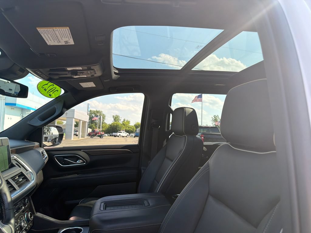 Used 2023 Chevrolet Tahoe Premier AWD/4WD image 21