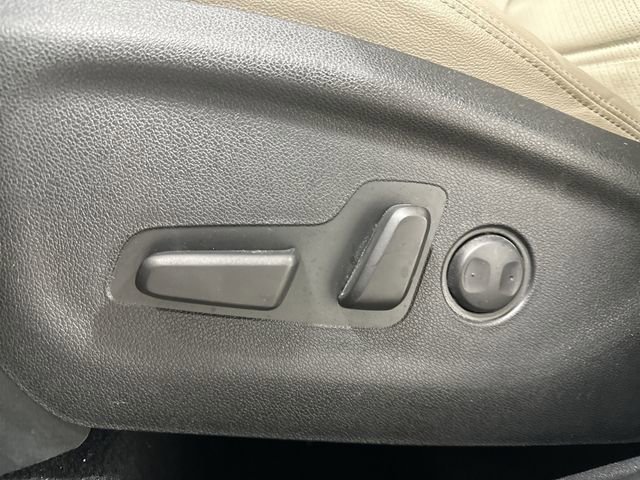 Used 2020 Kia Sorento EX image 16