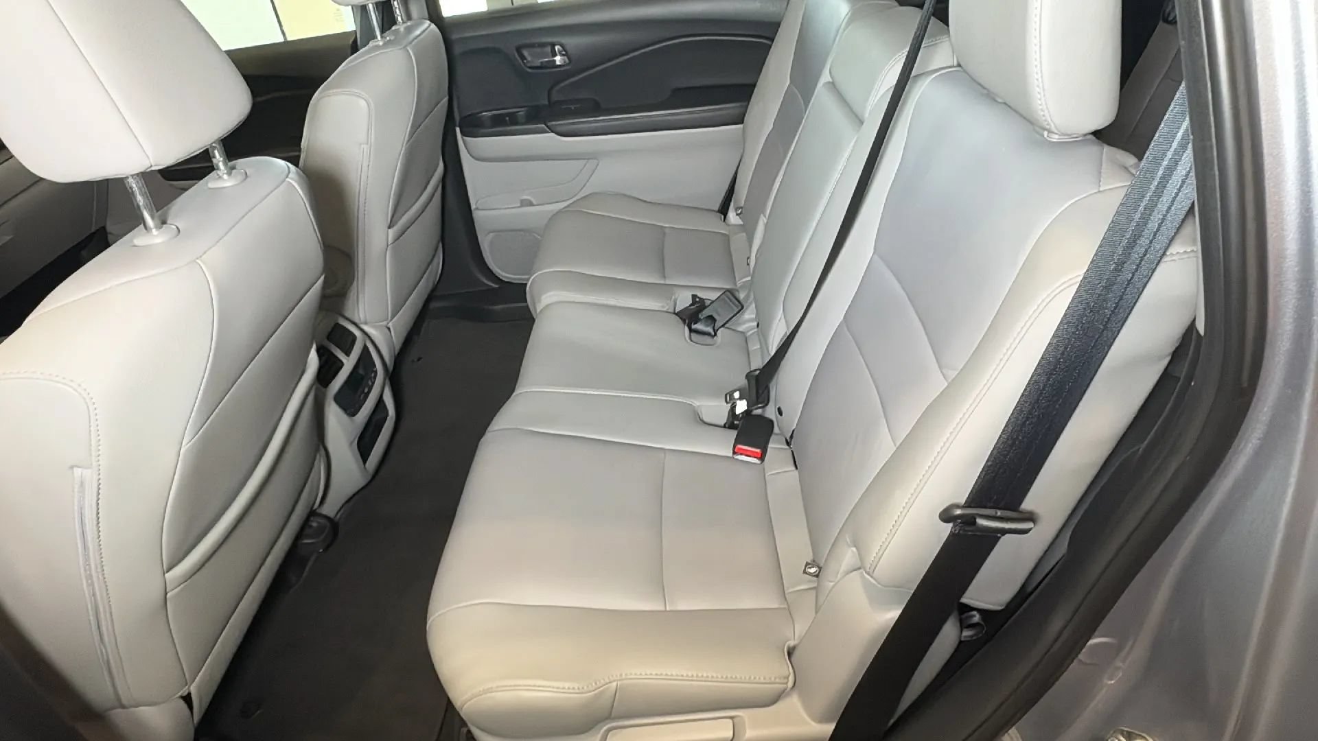 Used 2016 Honda Pilot EX-L image 23