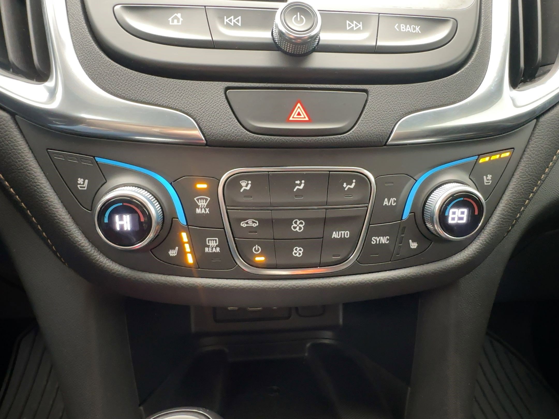 Certified 2021 Chevrolet Equinox Premier image 18