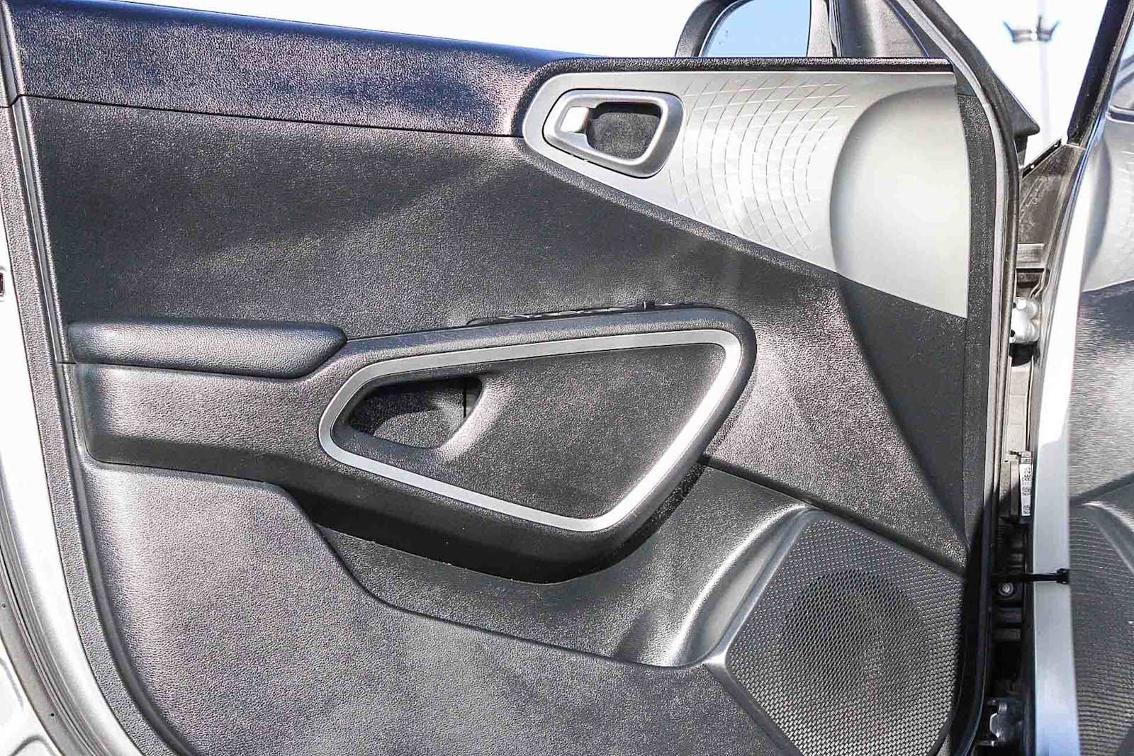 Used 2024 Kia Soul LX w/ Option Group 015 image 20