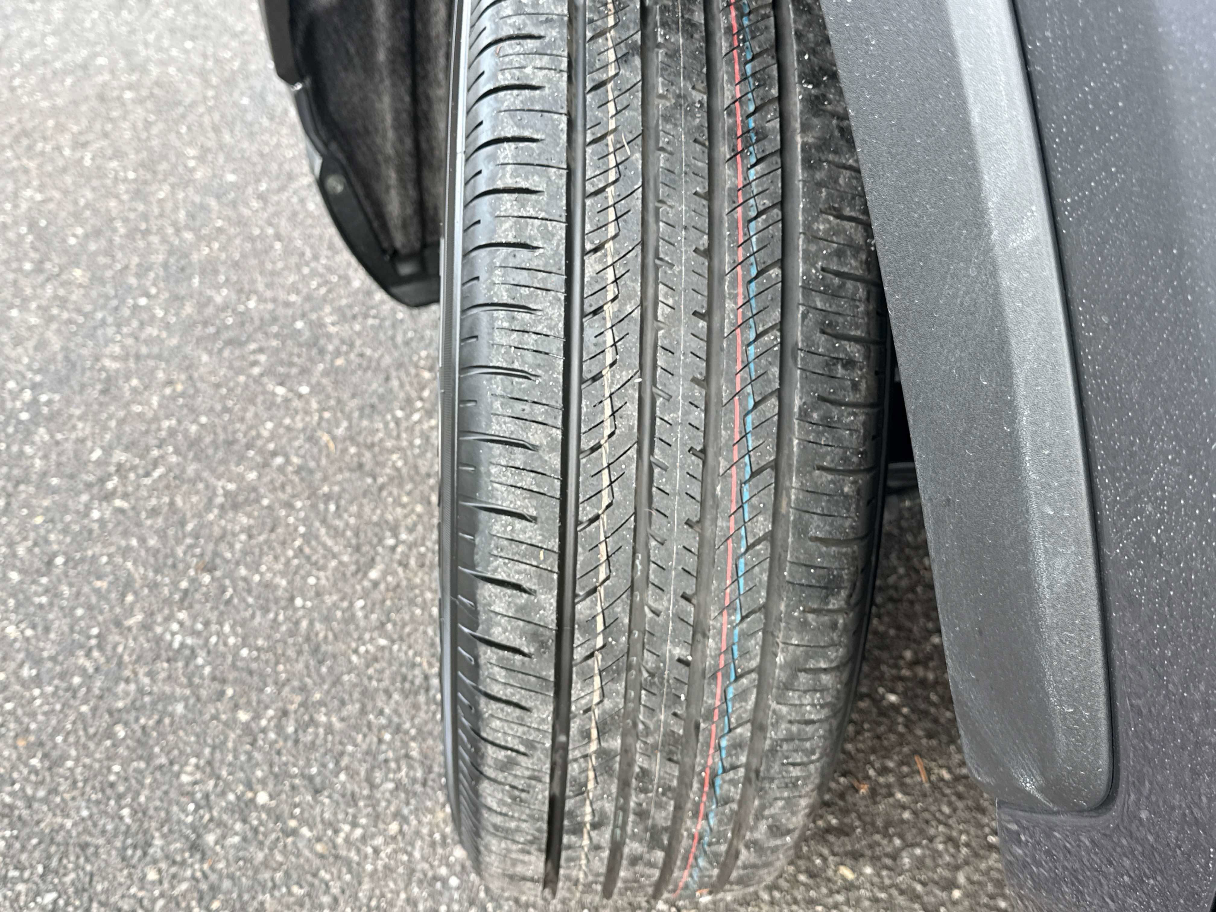 Used 2025 Toyota RAV4 XLE image 8