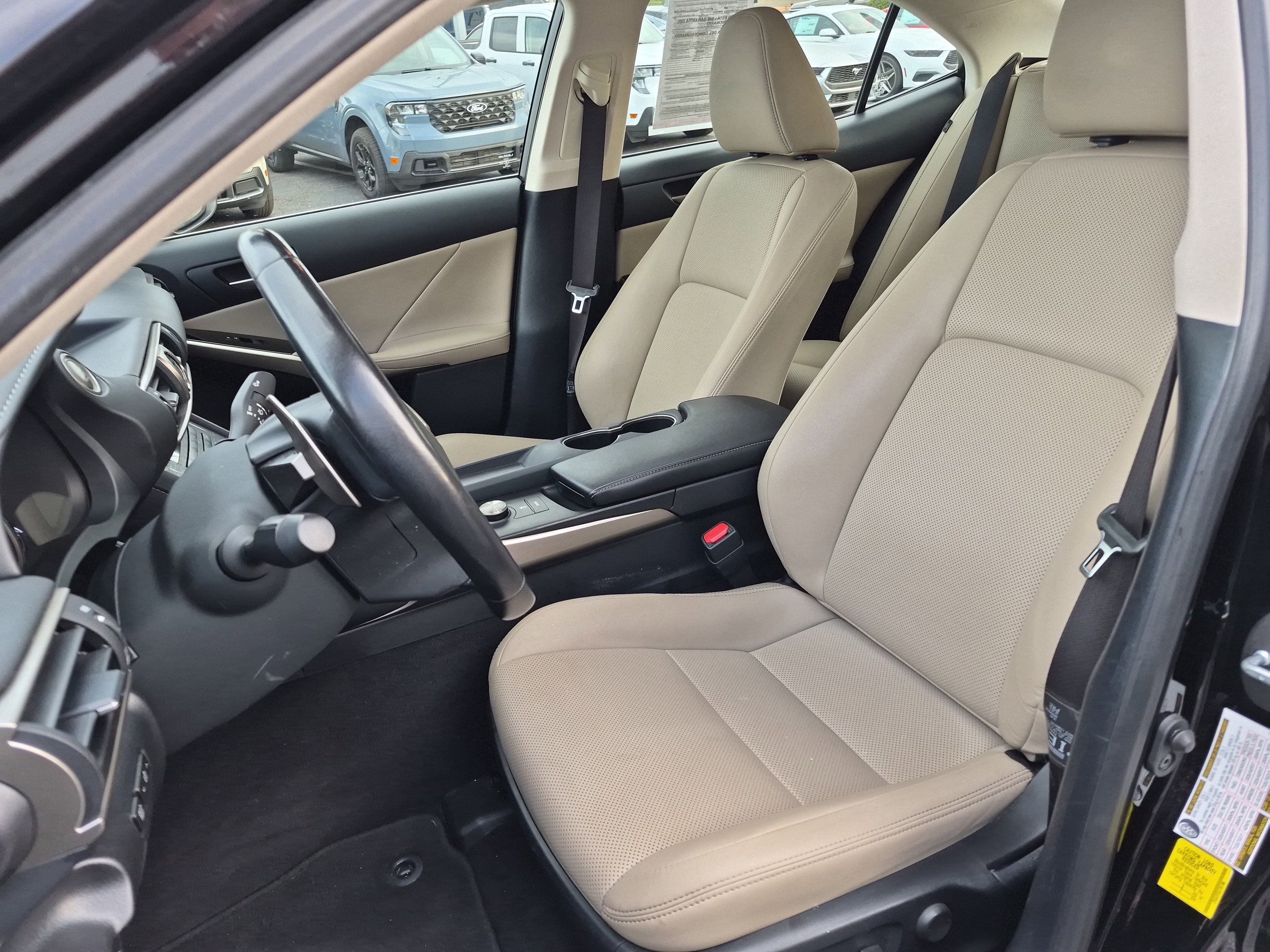 Used 2020 Lexus IS 300 image 12