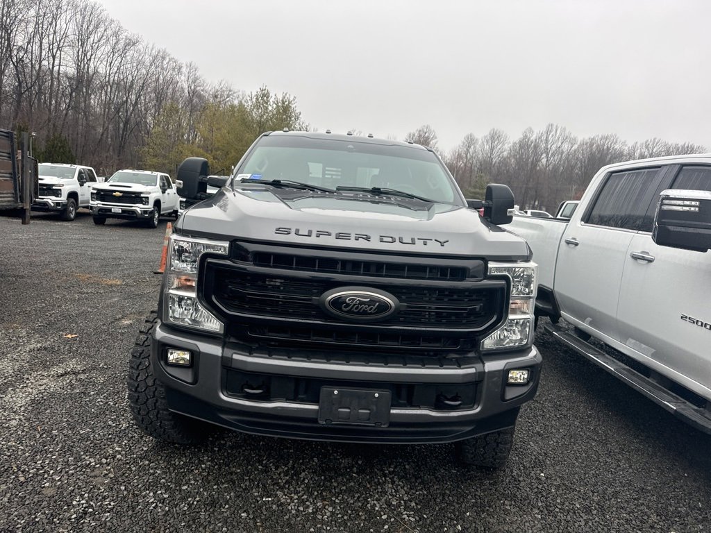 Used 2022 Ford F250 XLT w/ Black Appearance Package image 2