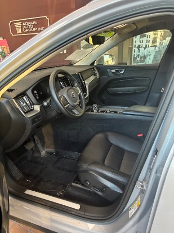 Used 2023 Volvo XC60 T8 Core w/ Climate Package image 20