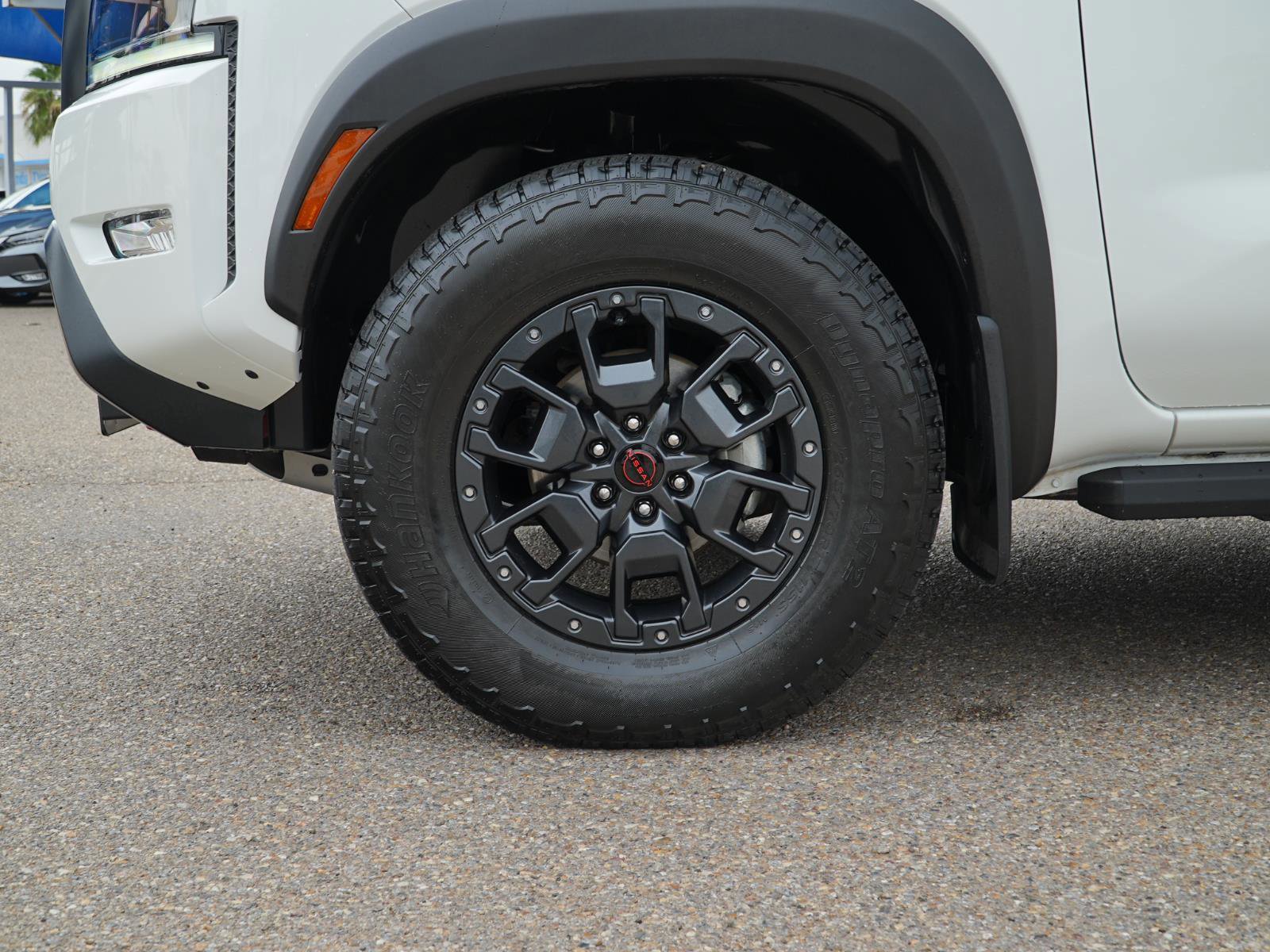 Used 2024 Nissan Frontier PRO-4X w/ Pro Premium Package image 11