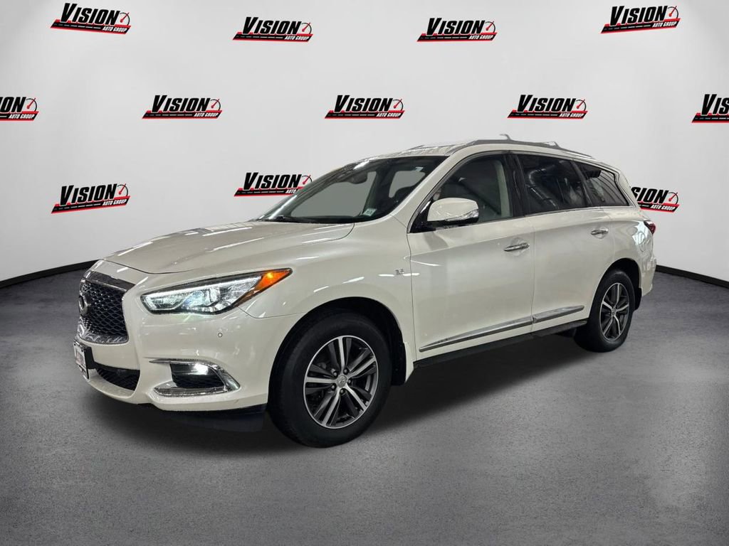 Used 2019 INFINITI QX60 Luxe w/ Essential Package image 1