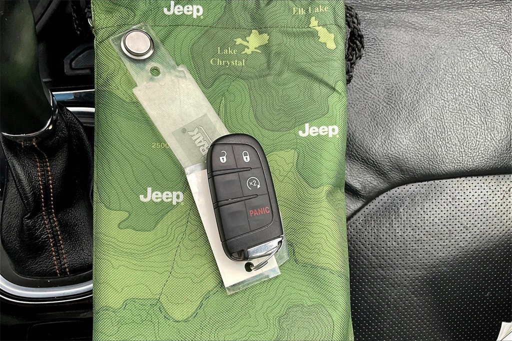 Used 2019 Jeep Compass Limited image 10