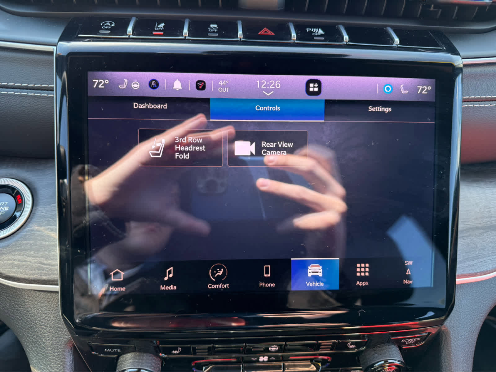 Used 2025 Jeep Grand Cherokee L Limited image 23