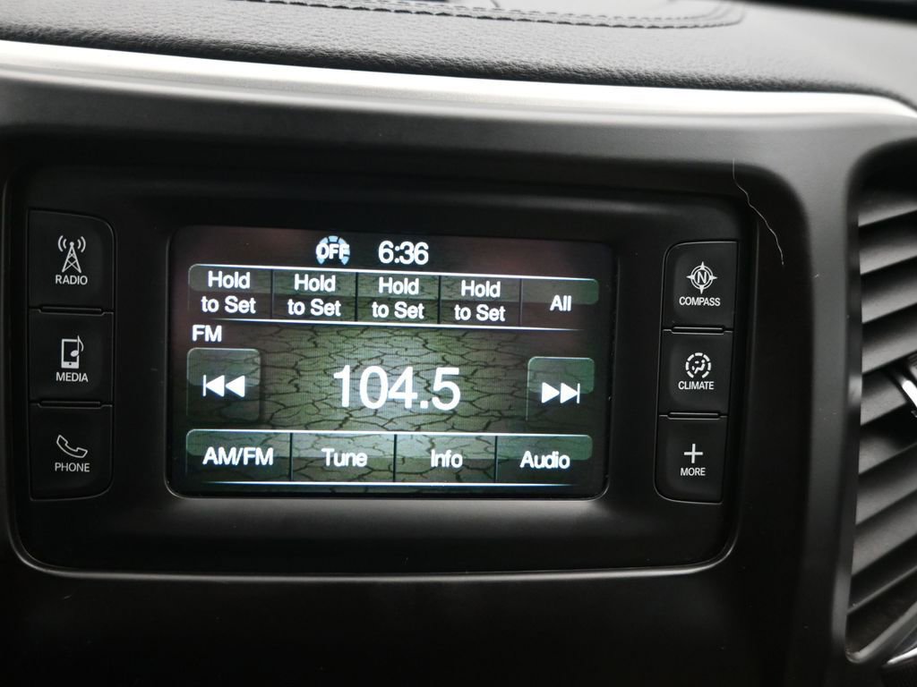 Used 2017 Jeep Cherokee Sport w/ Safety Group image 11