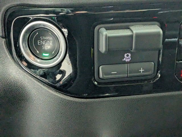 Certified 2024 Chevrolet Silverado 1500 High Country w/ High Country Premium Package image 23