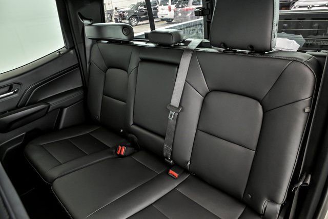 New 2026 GMC Canyon Elevation w/ Convenience Package image 9