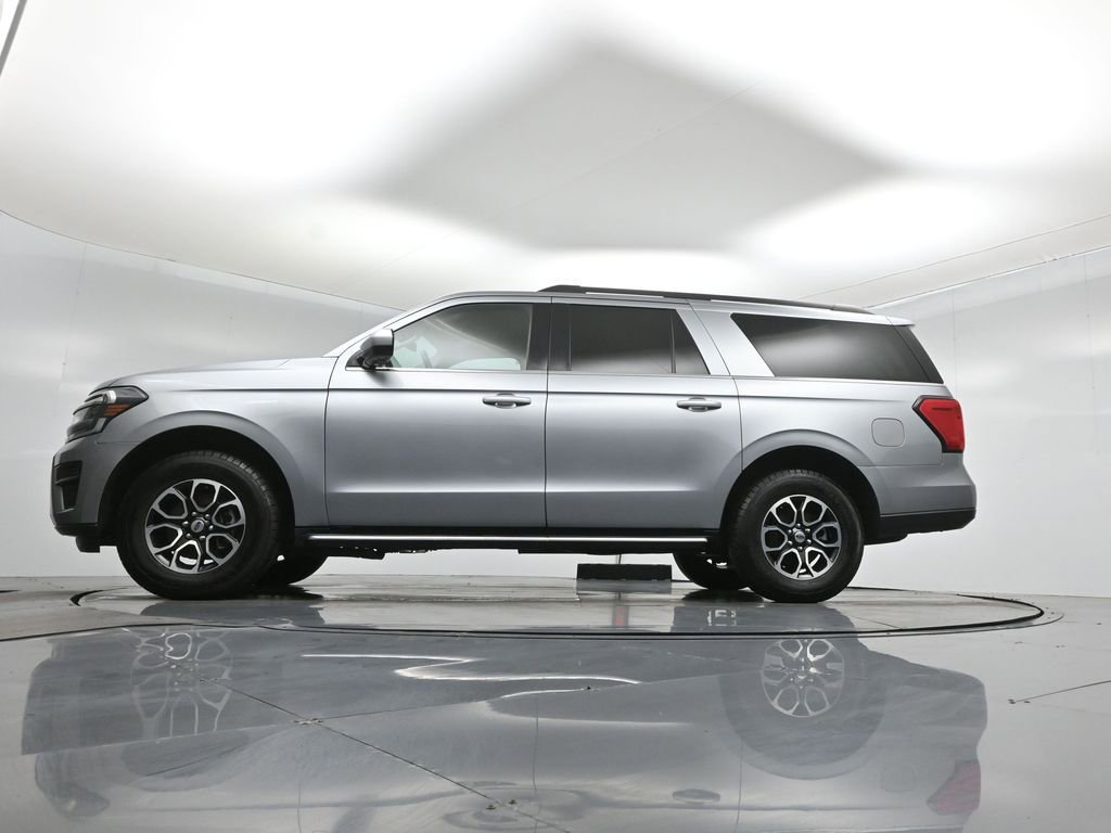 Certified 2023 Ford Expedition Max XLT image 8
