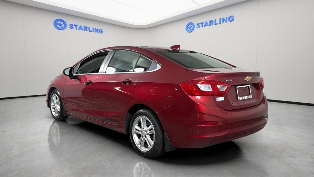 Used 2017 Chevrolet Cruze LT w/ Convenience Package FWD image 6