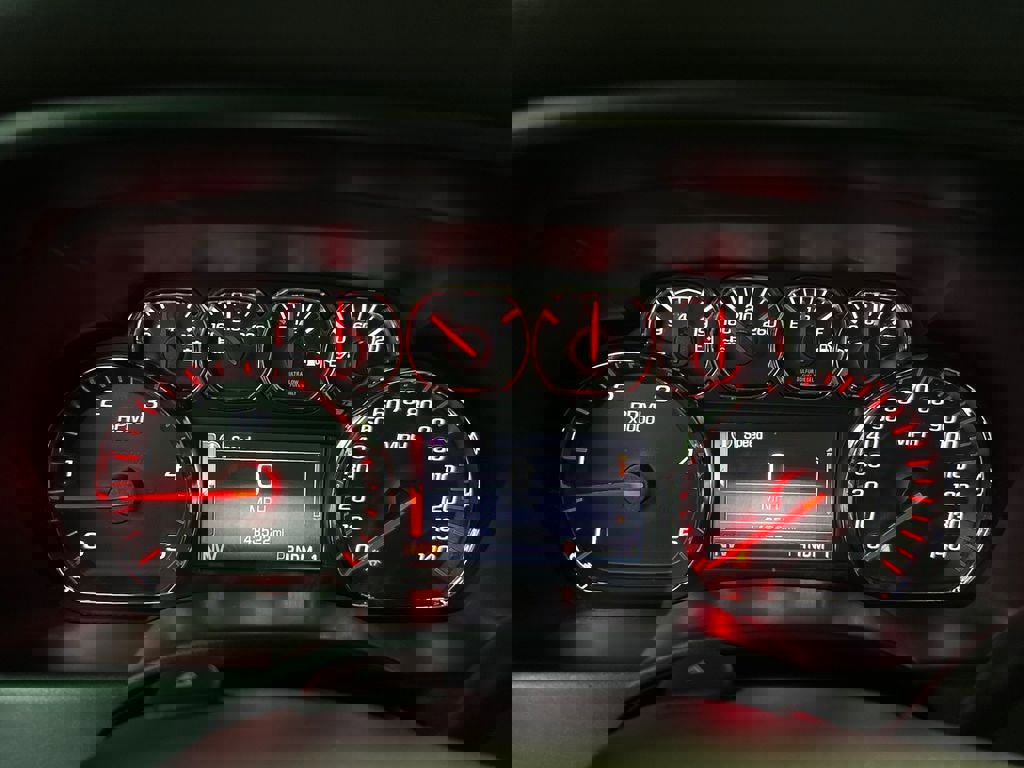 Used 2015 GMC Sierra 2500 SLT w/ Duramax Plus Package image 16