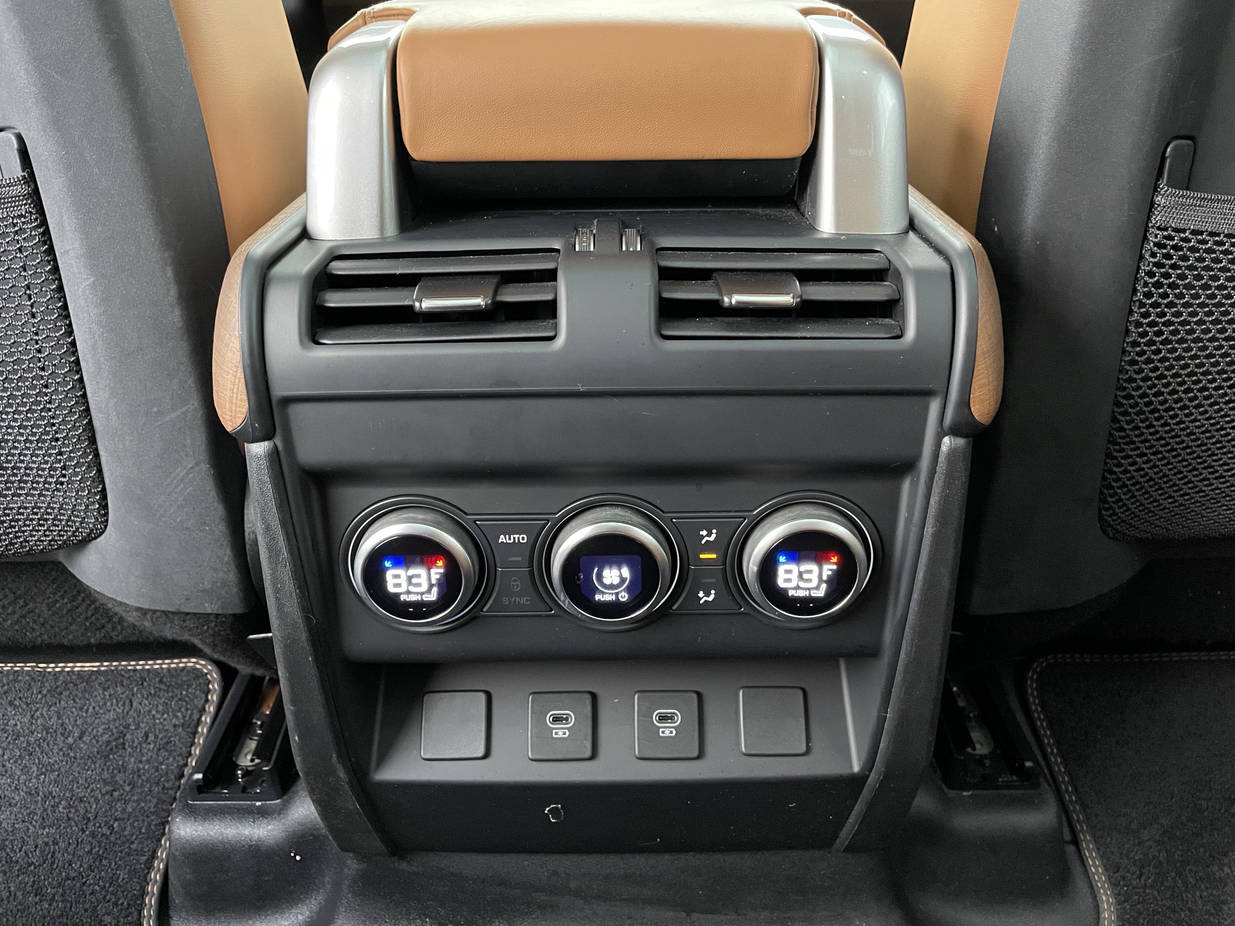 Used 2023 Land Rover Defender 130 First Edition image 26