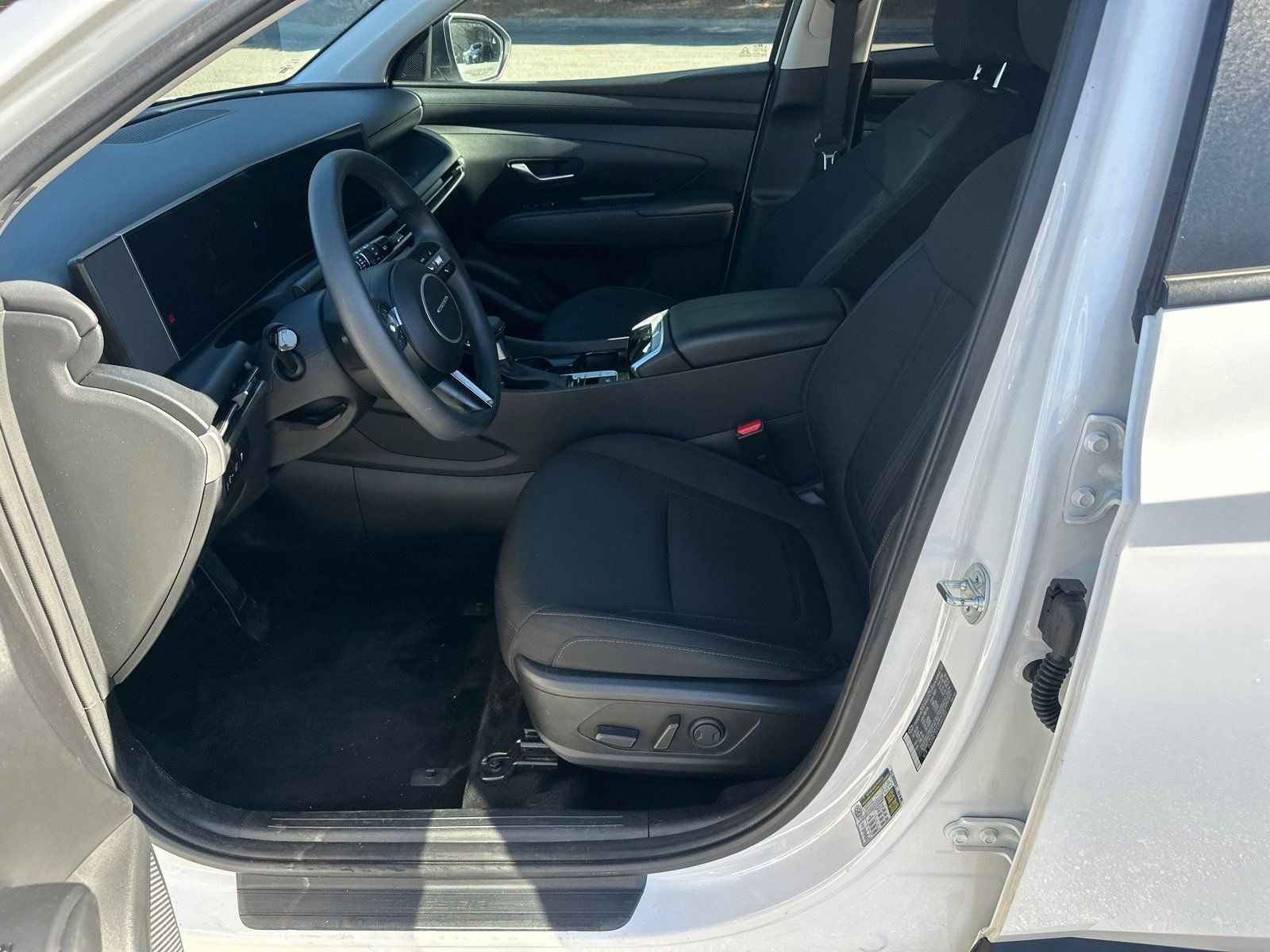 Used 2025 Hyundai Tucson SEL image 9
